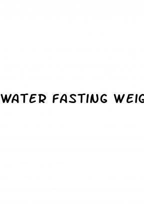 water fasting weight loss per day