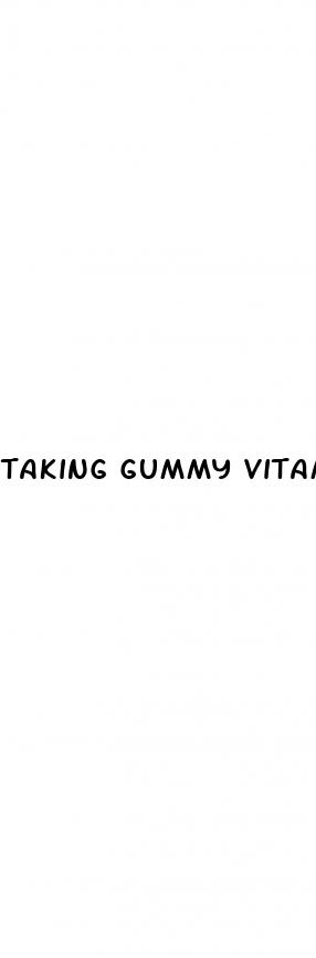 taking gummy vitamins on keto